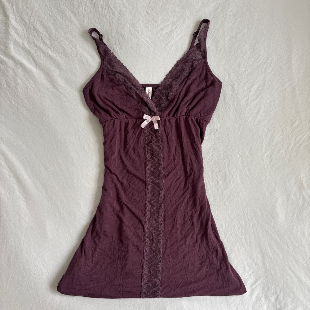 Elegant Purple Lace Trim Nightgown
